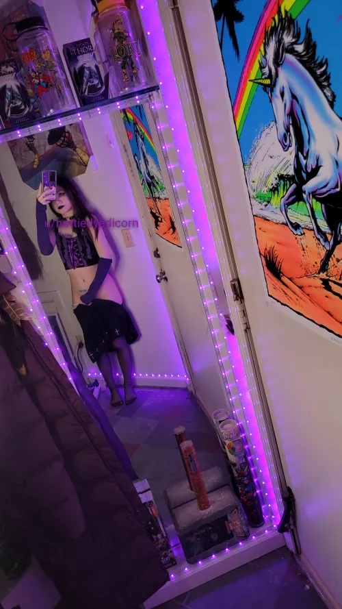 would you date your servant? by nottiedyedicorn