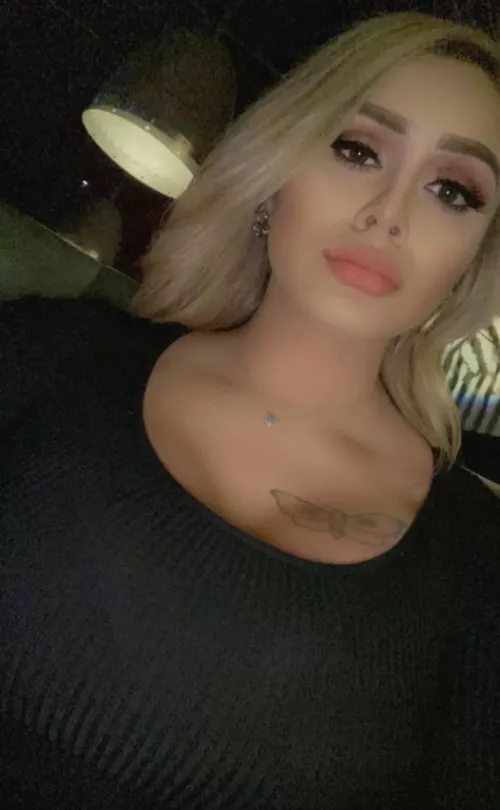 Would you drown me in cum? by Vernaceei