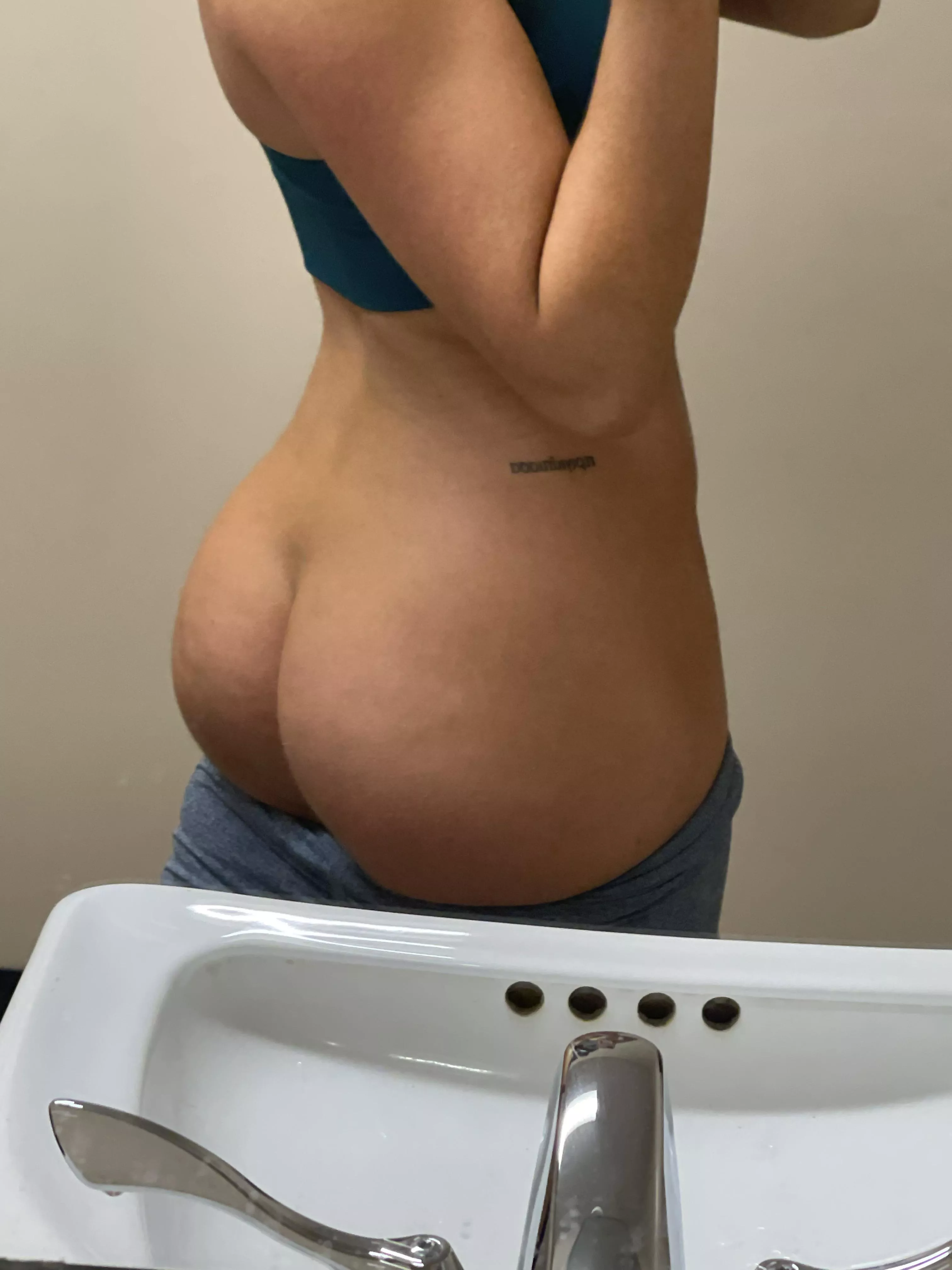 would you ever eat my ass? posted by Sarahbaileyy