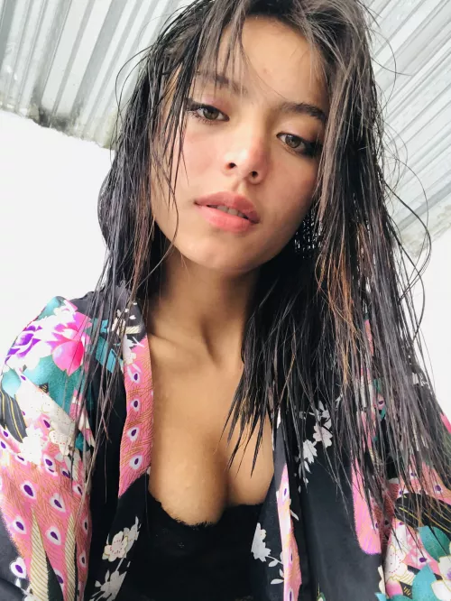 Would you fuck an office girl? by Alicebluwu