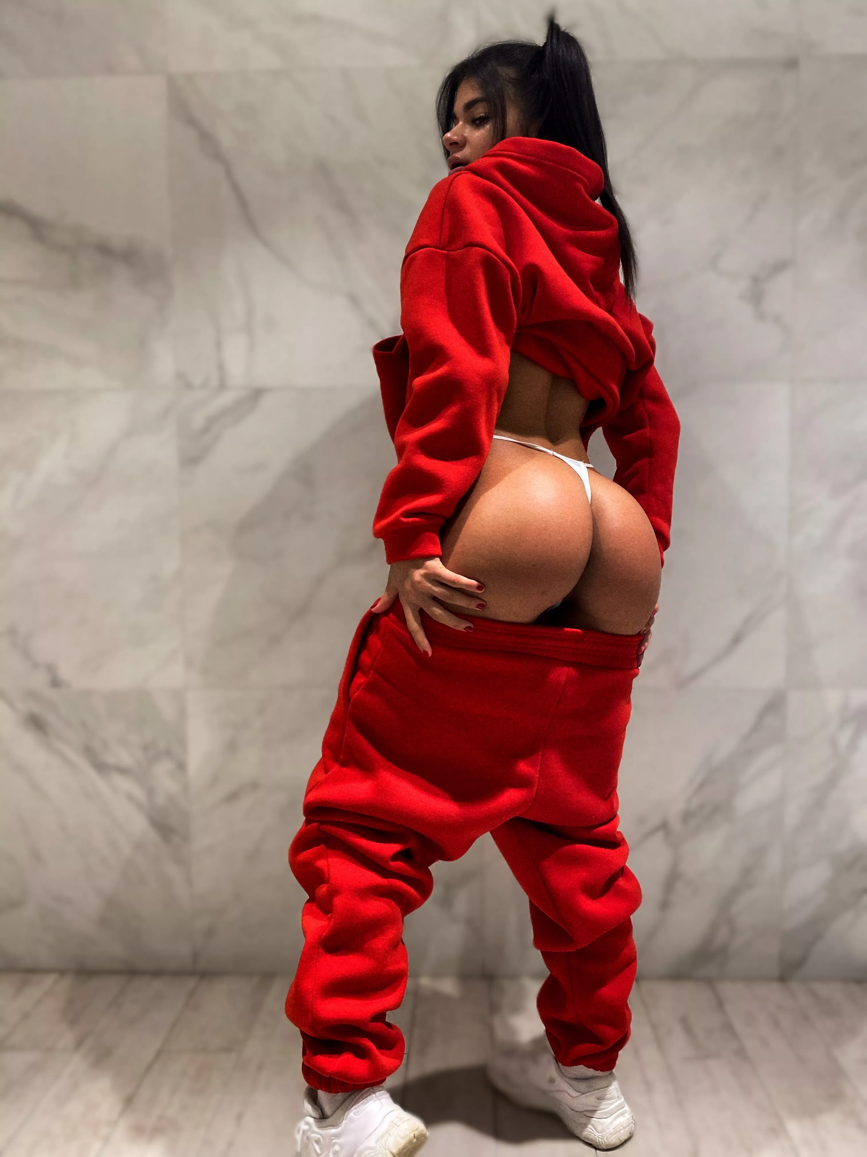 Would you fuck me before or after gym? posted by amukydza