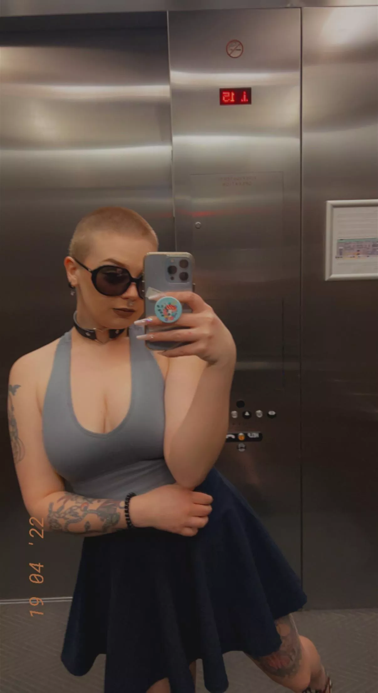 Would you fuck me in the elevator? 🫧 posted by Really_Mahwee