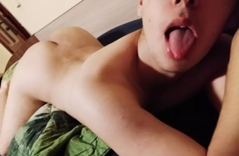 Would you fuck me in this position? by mirzmi