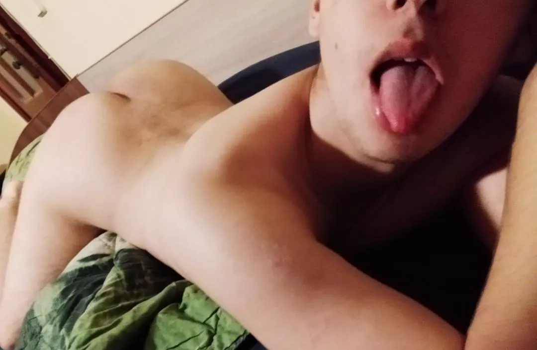 Would you fuck me in this position? posted by mirzmi