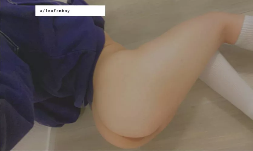 would you fuck me on the floor ?🥺 by leafemboy