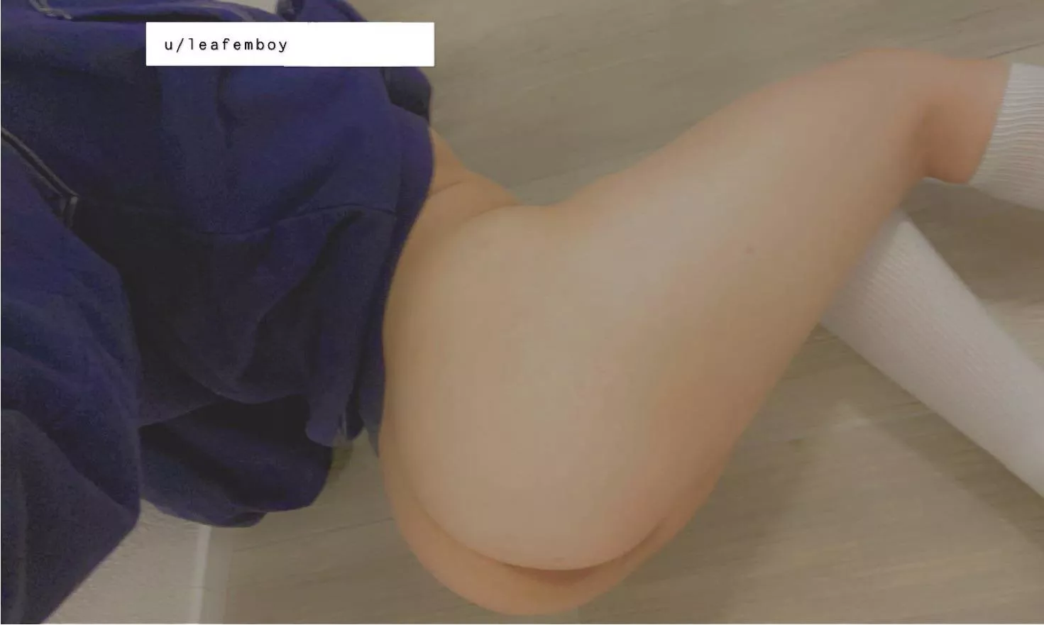 would you fuck me on the floor ?🥺 posted by leafemboy