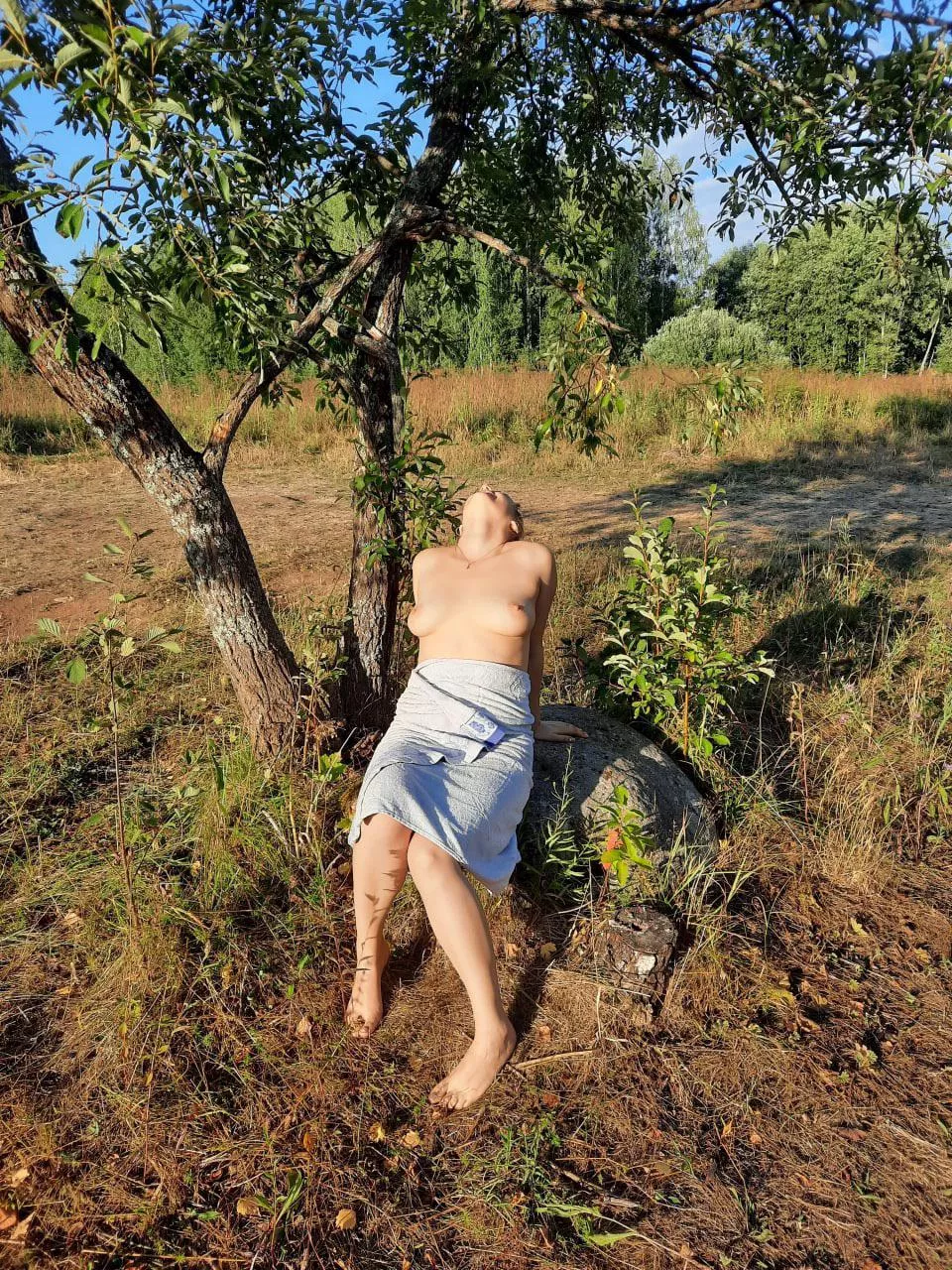 would you fuck me right there? posted by angelok777