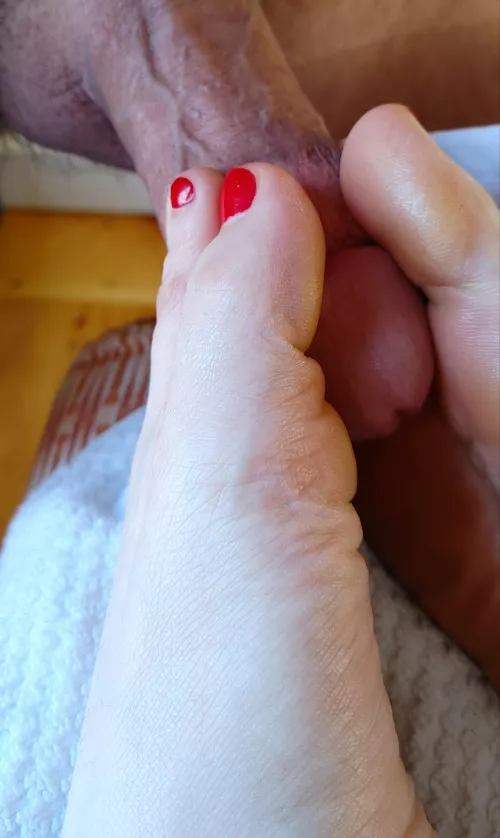 Would you fuck my feet? by toesforcum