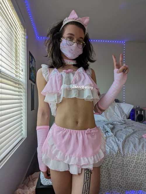 would you give this kitty some headpats? by JazzzBerrry