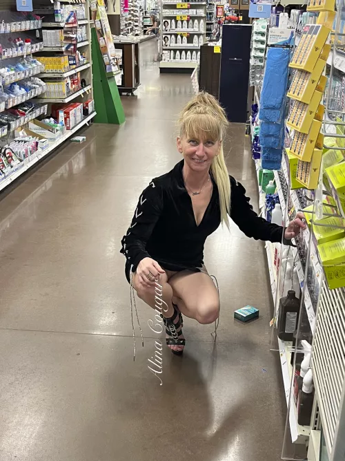 Would you go grocery shopping with me? by alenacougar