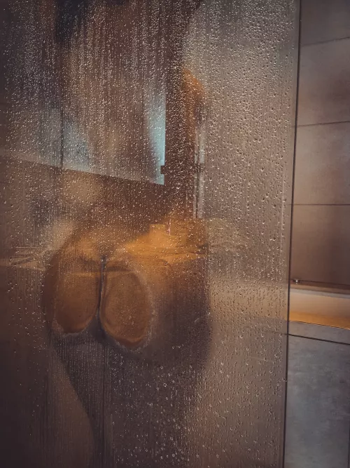 Would you have fun in the shower with me? by SayaRoze