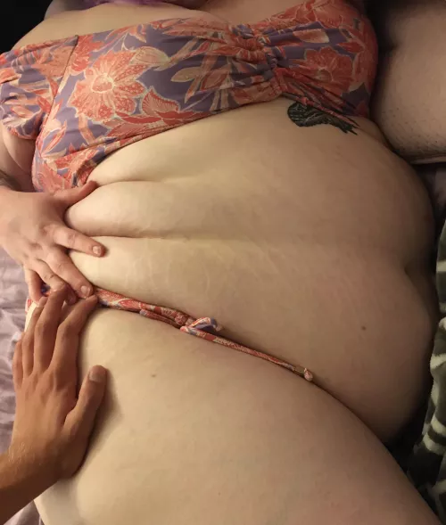 would you help stuff me? 💘 by smittensuccubus