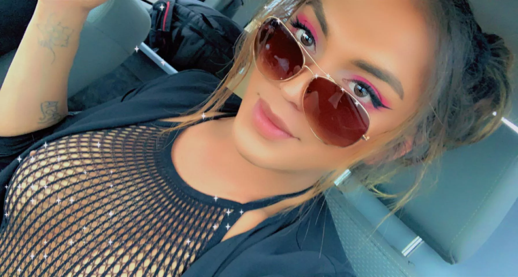 Would you hire me as your secretary? posted by Nikkistrokesnewacct