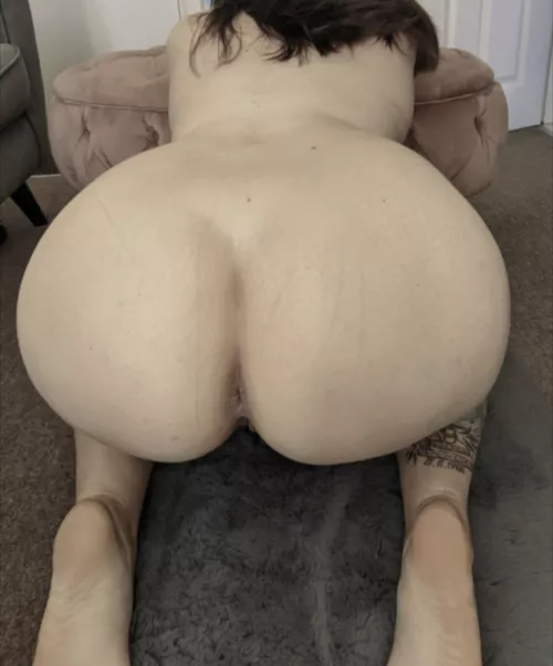 Would you hit it from the back? [F] by Soulsister26