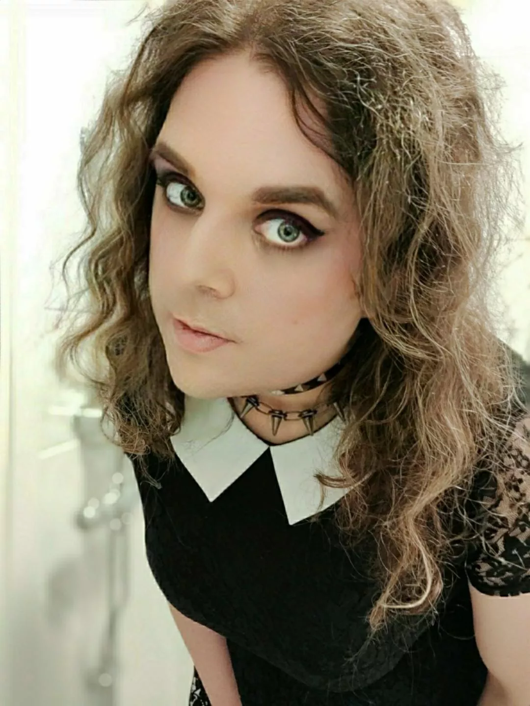 Would you introduce me as your new girlfriend to your friends? posted by Frostnatt