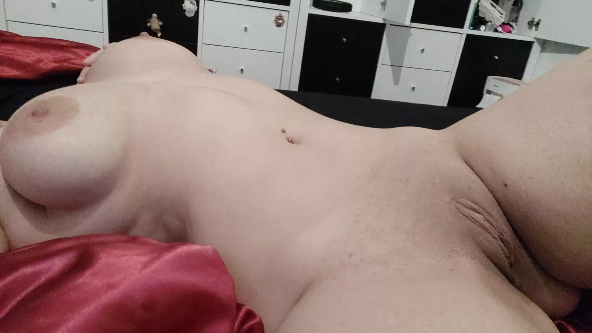 Would you join me for break[f]ast 😋 Tell me what you'd do. posted by Lusty_Goth_GF