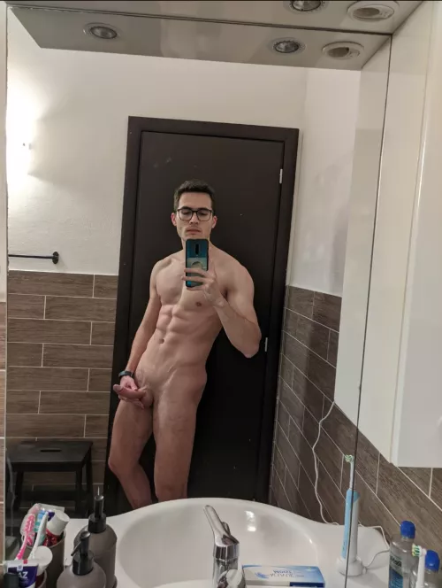 Would you kiss me? 24 [m] by MagariCancelloReal