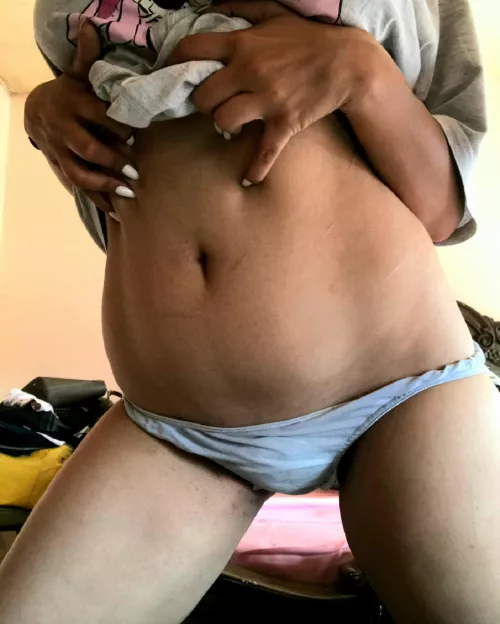 would you let a Syrian girl put her pussy in your face in the morning? by arab-bubblebutt