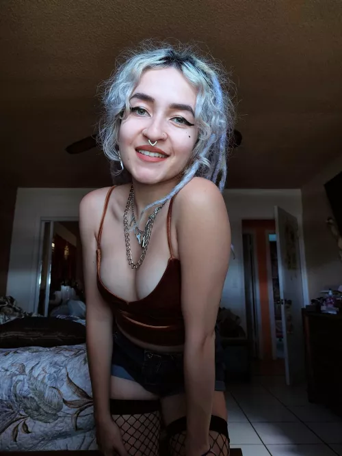 Would you let me be your hippie emo dream? ✨️ by deathofvenusx