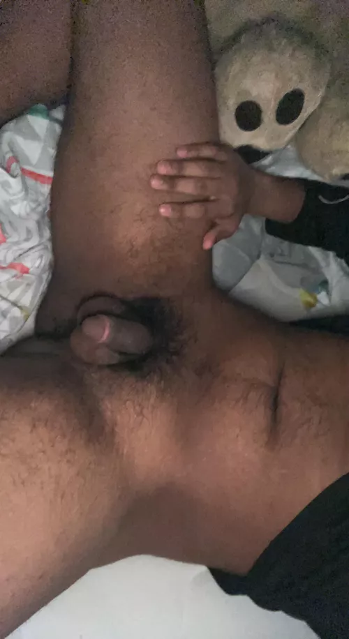 would you let me chill on your bed? (bury your face in) by mahogany_chocoman