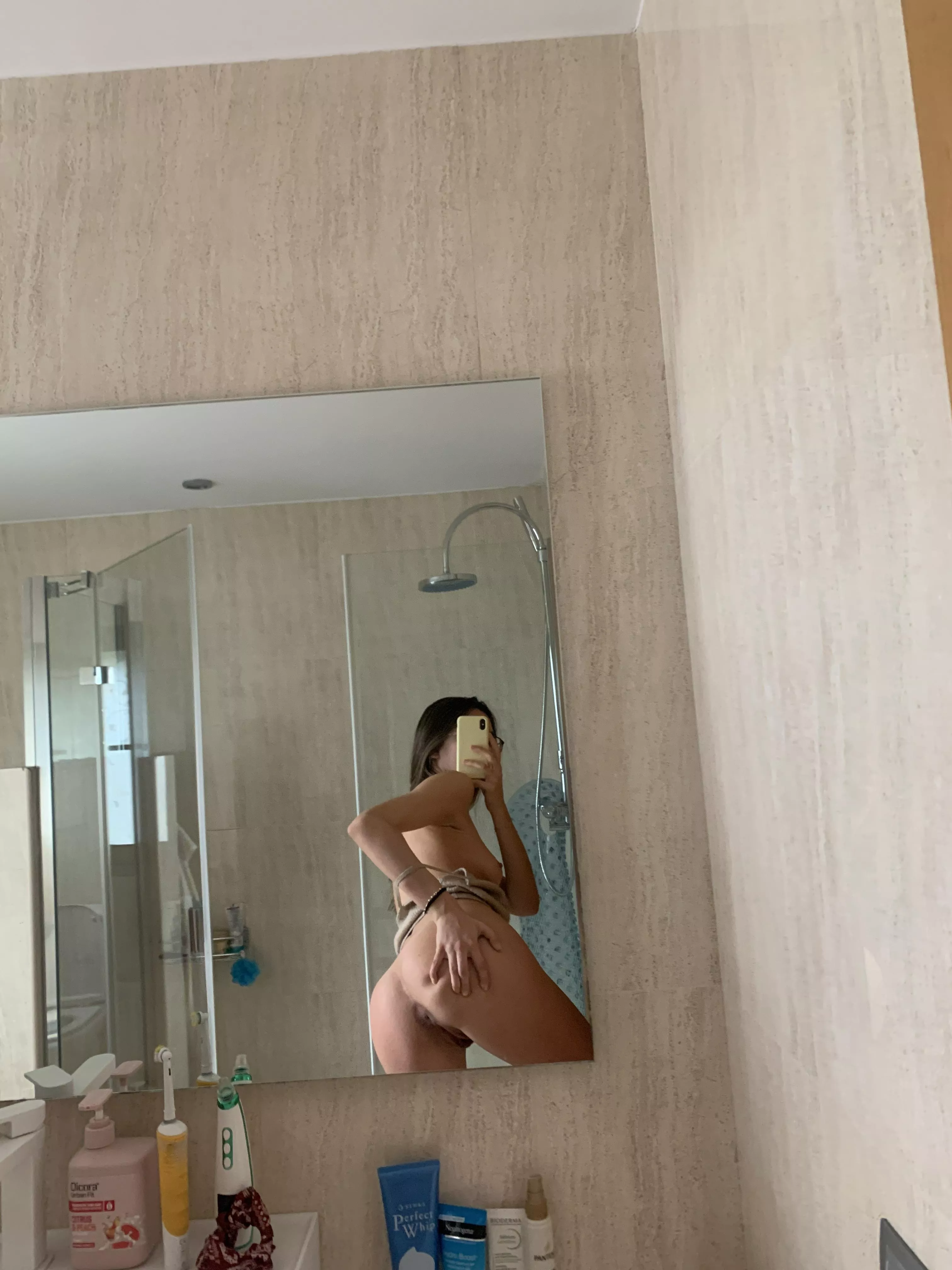 Would you let me sit on your face? [F][18][OC] posted by chemagill