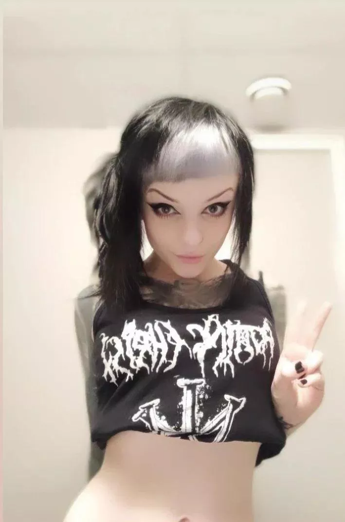 Would you let me squirt on you? posted by PixxiGrrl_