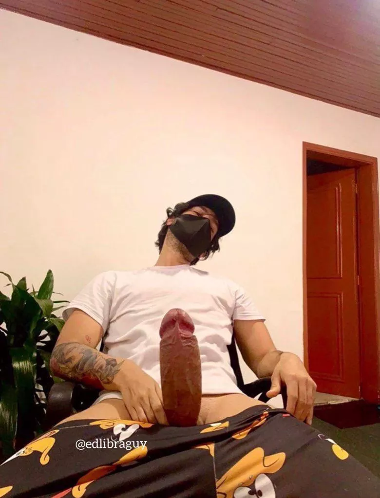 Would you let me train your holes? posted by Edlibramassive