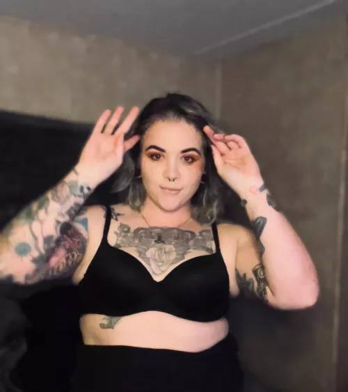 Would you like for me to strip for you? by mixiesplay