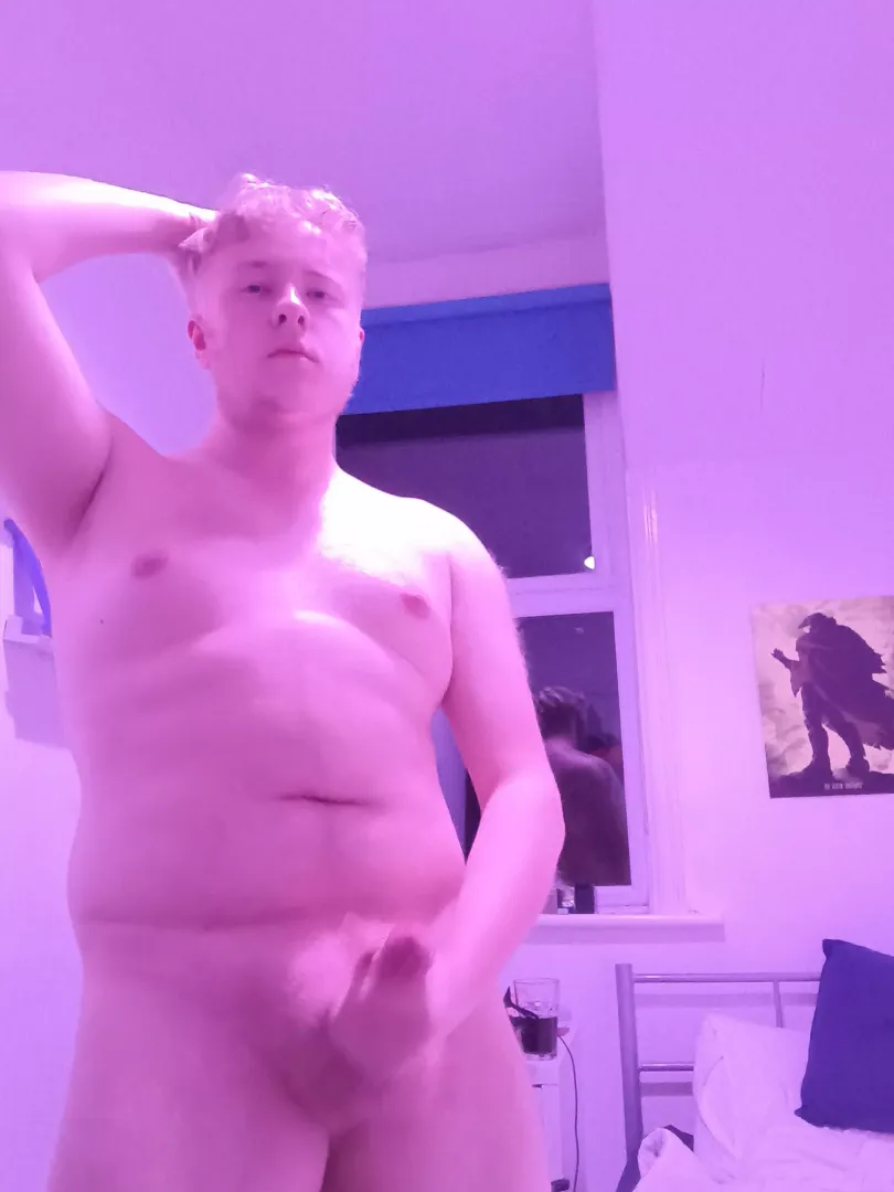 would you like to be my fuck toy posted by ChimpinCocks