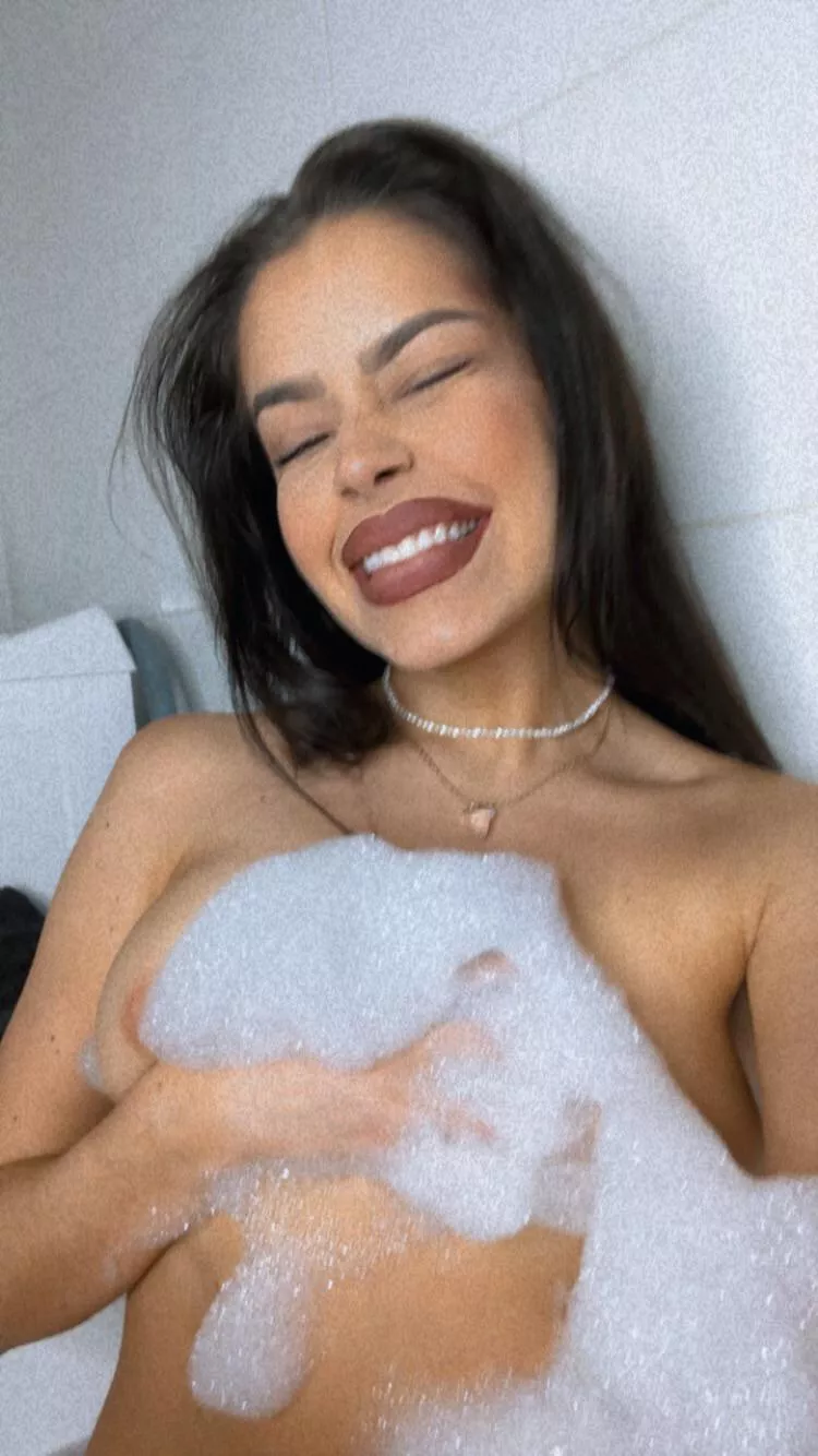 Would you like to join me?😋 [F] posted by ashleysday