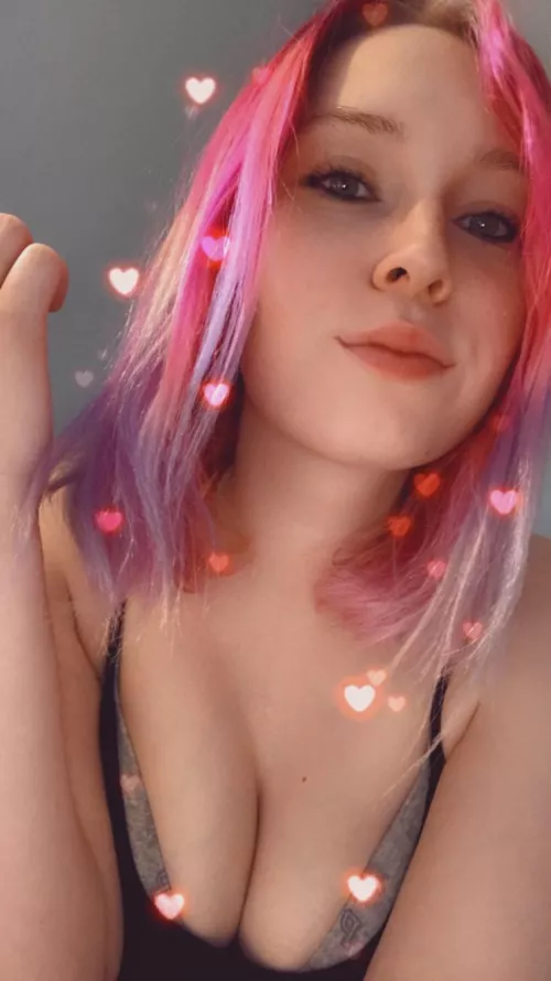 Would you like to see little or alot more by Pornqueen98