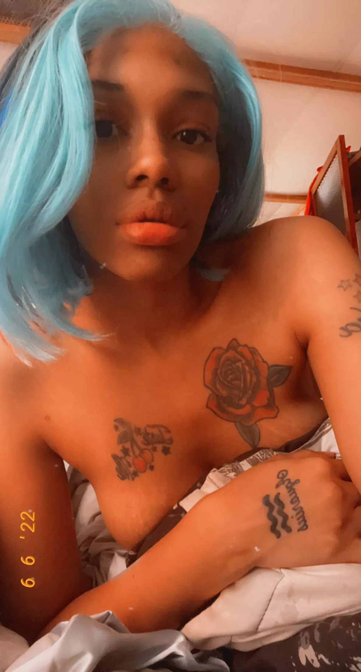 Would you pay to see her?💋 posted by Odd-Focus966