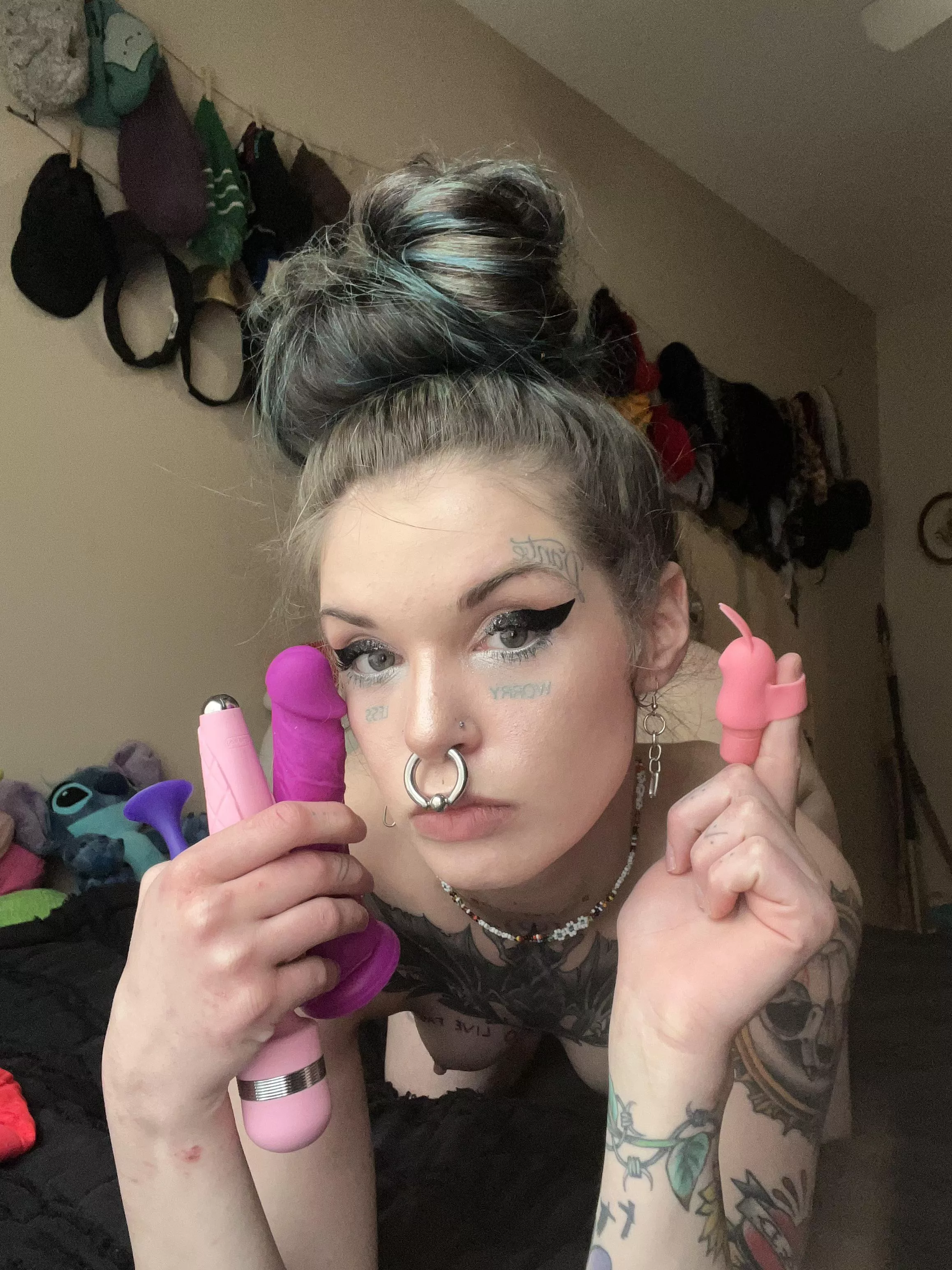 Would you play w me? posted by smallfrysal