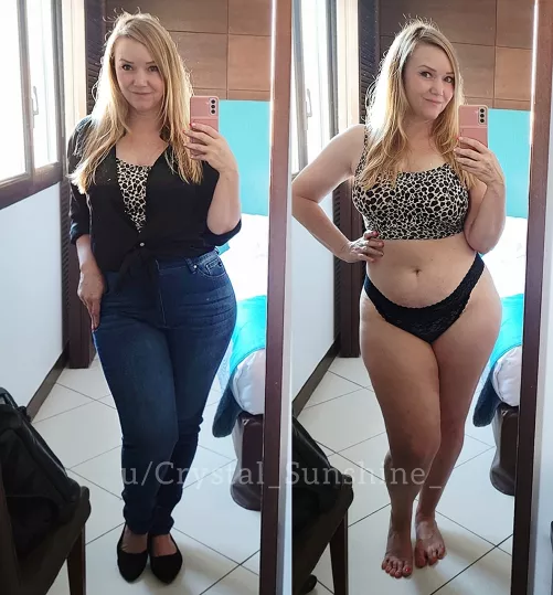 Would you risk getting caught seen sneaking into the neighborhood Milfs house after dark? [F48] by Crystal_Sunshine_