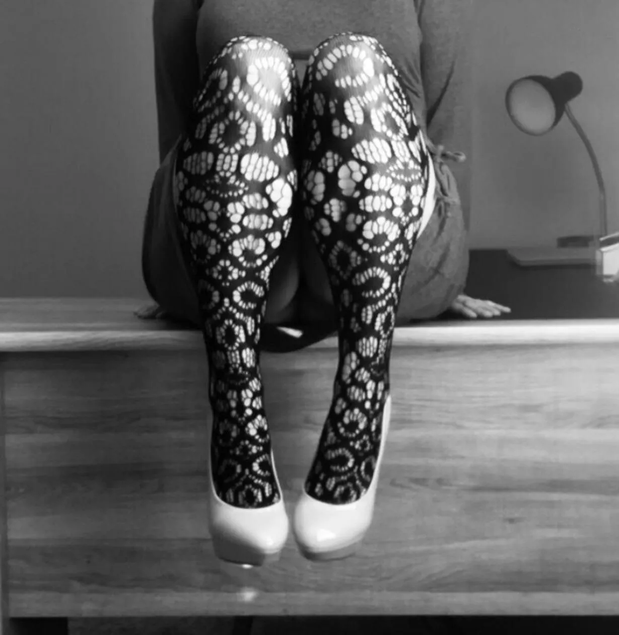 Would you spread my legs open and fuck me on my desk? posted by spicyaccountant1