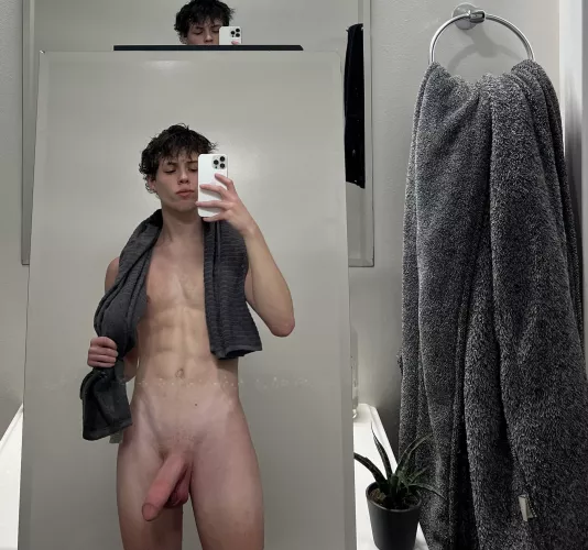 would you suck it right out the shower? by Tourettesaintshit