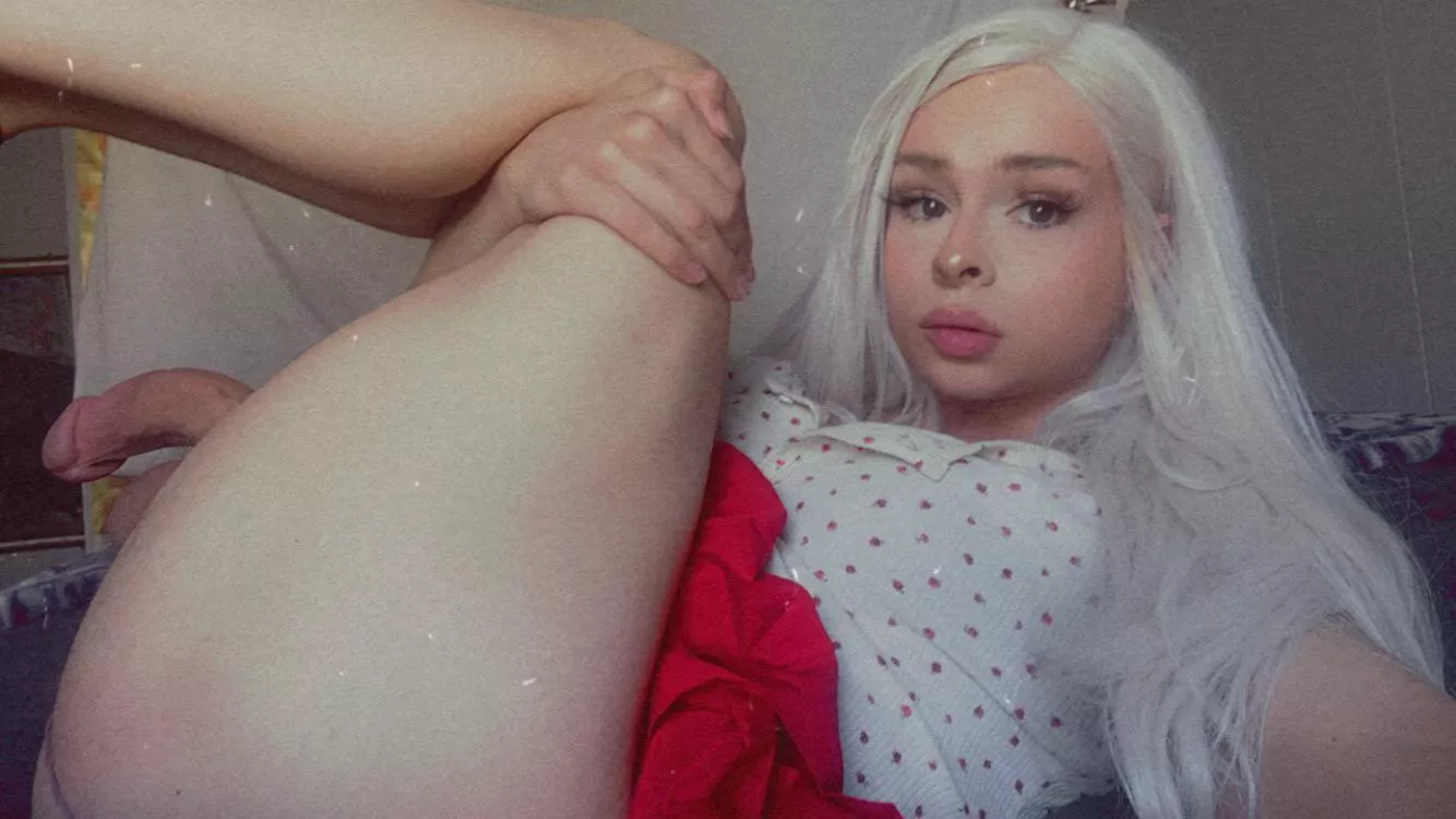 Would you suck up this sissy? posted by bratzy7