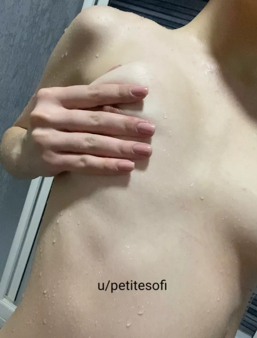 Would you take a shower with me? posted by petitesofi