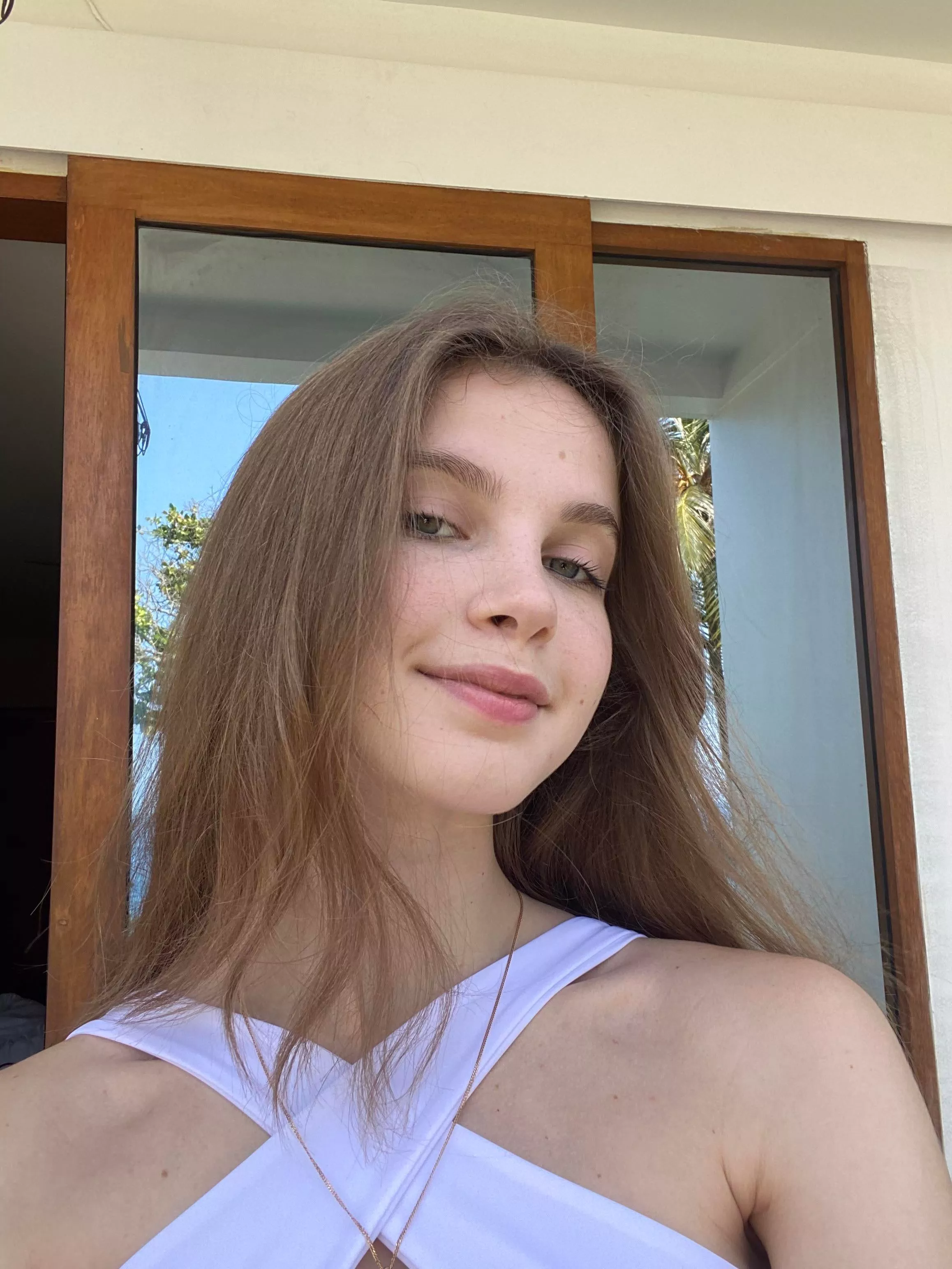 Would you want to kiss me posted by SnooWalruses5784