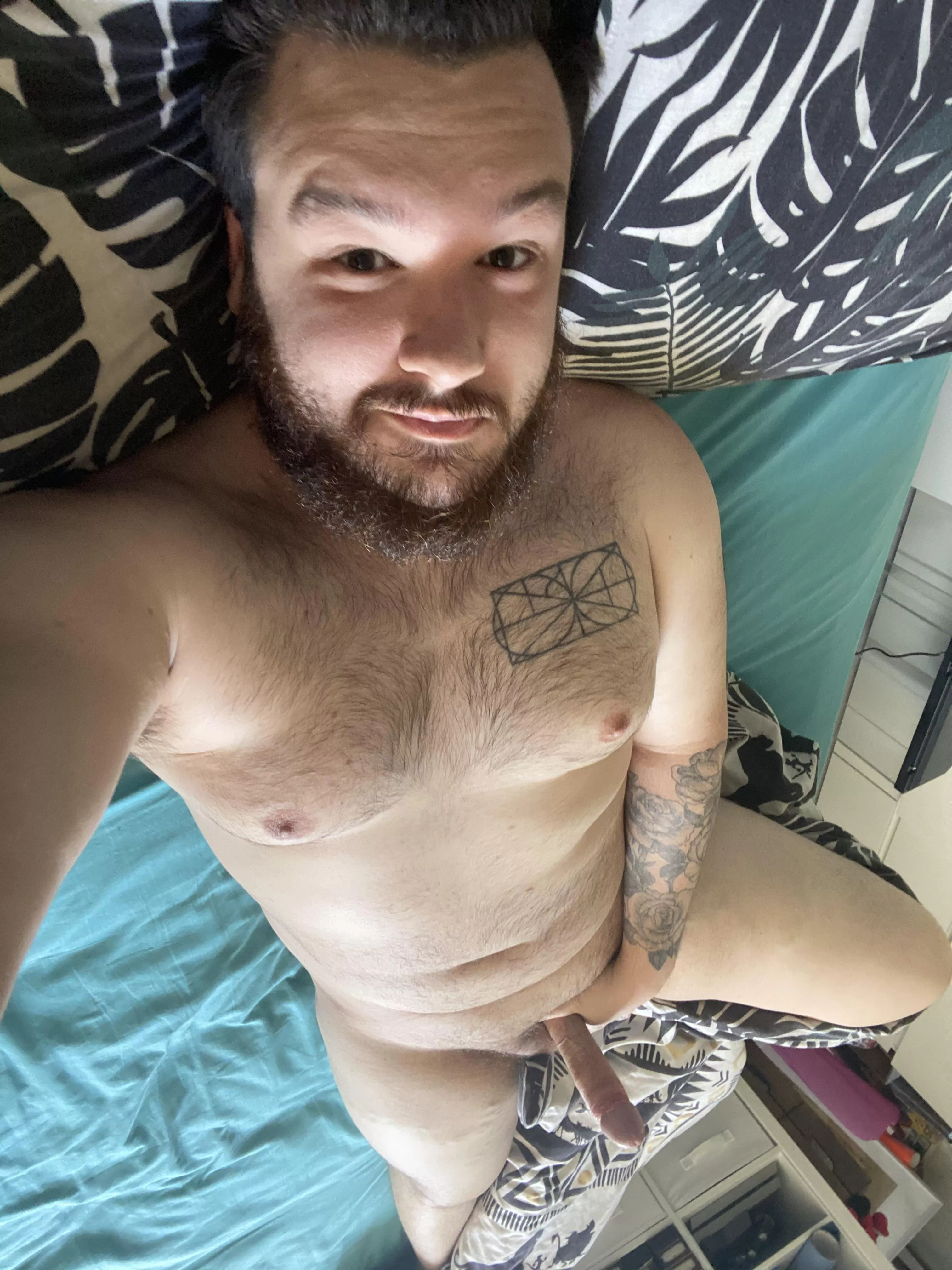 Would you want to wake next to this posted by dominantdaddybear