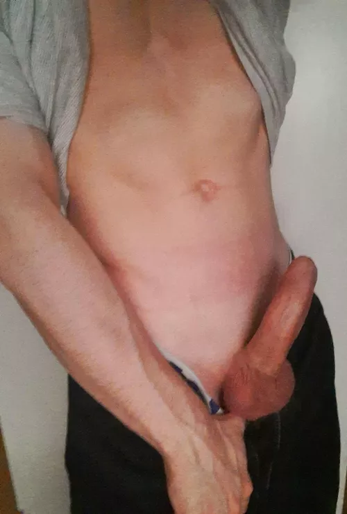 wouldn't mind some help😩 dm open by cutebuthorny77