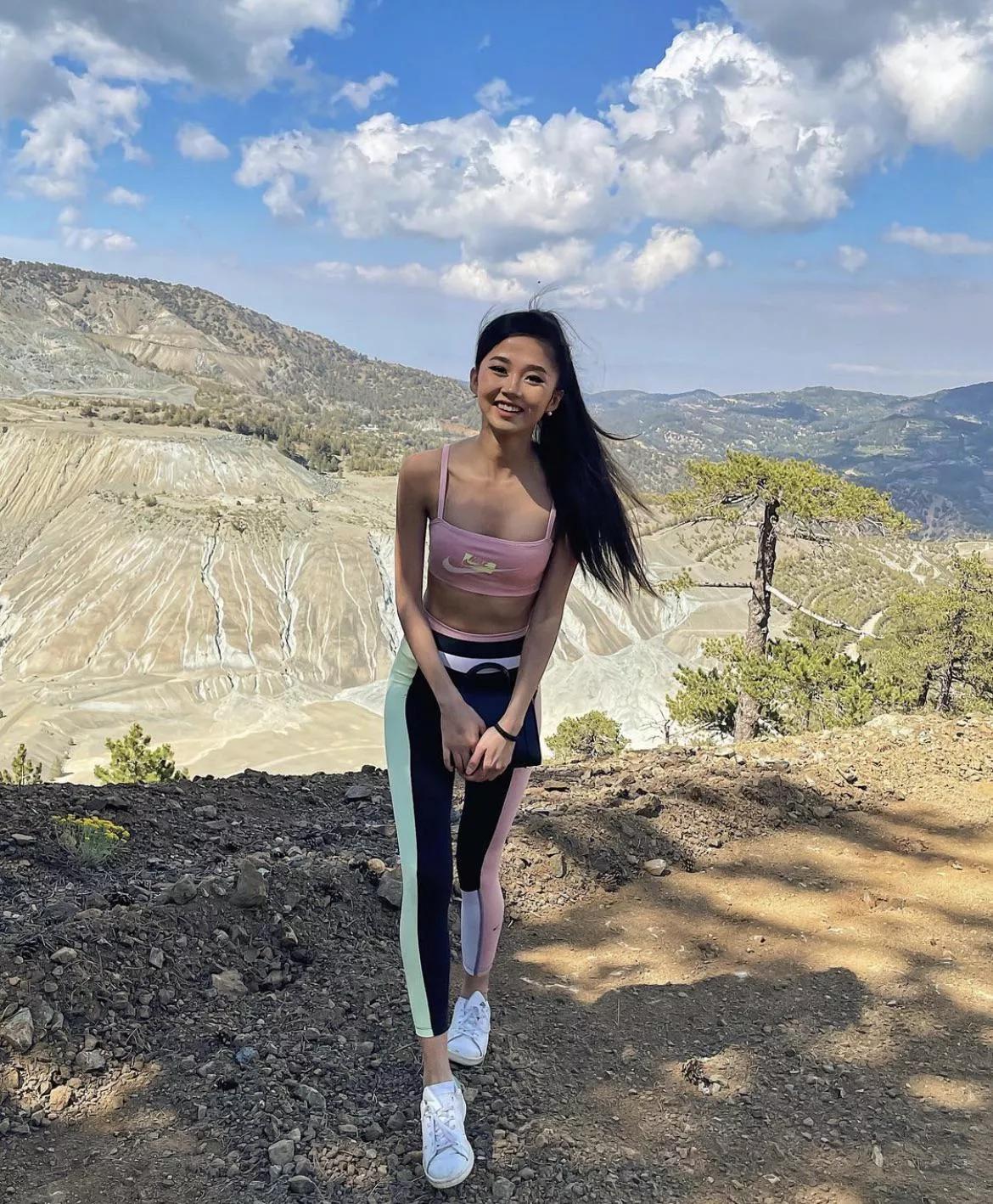 Wow 🤩 posted by SameShhhDifferentDay