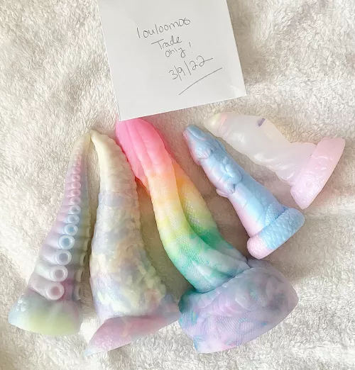 WTT for DTE toys by louloomoo