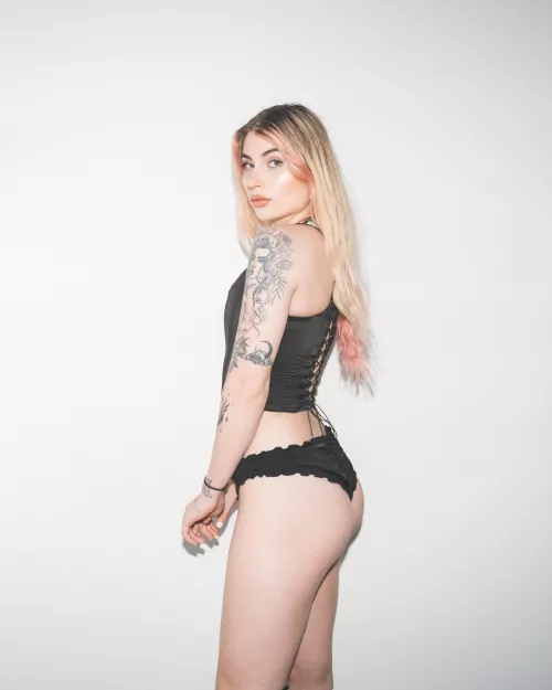 Wwyd if I gave you the look 😇 by Fairysparkk