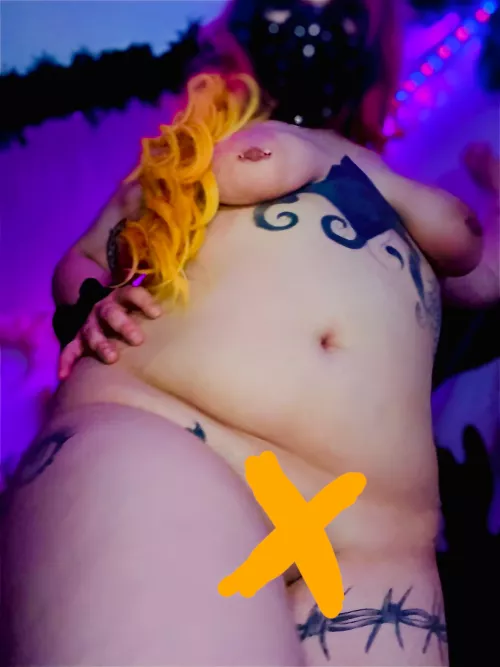 X marks the spot! by Cher_nobylx