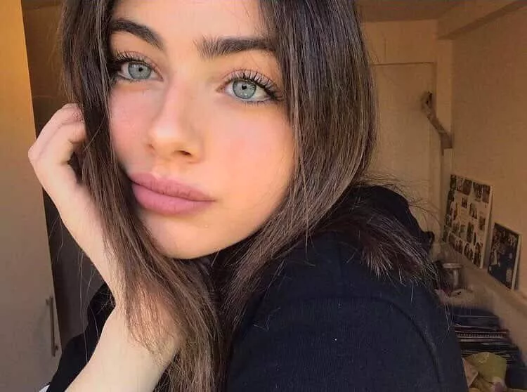 Yael Shelbia posted by NoBobcat1850