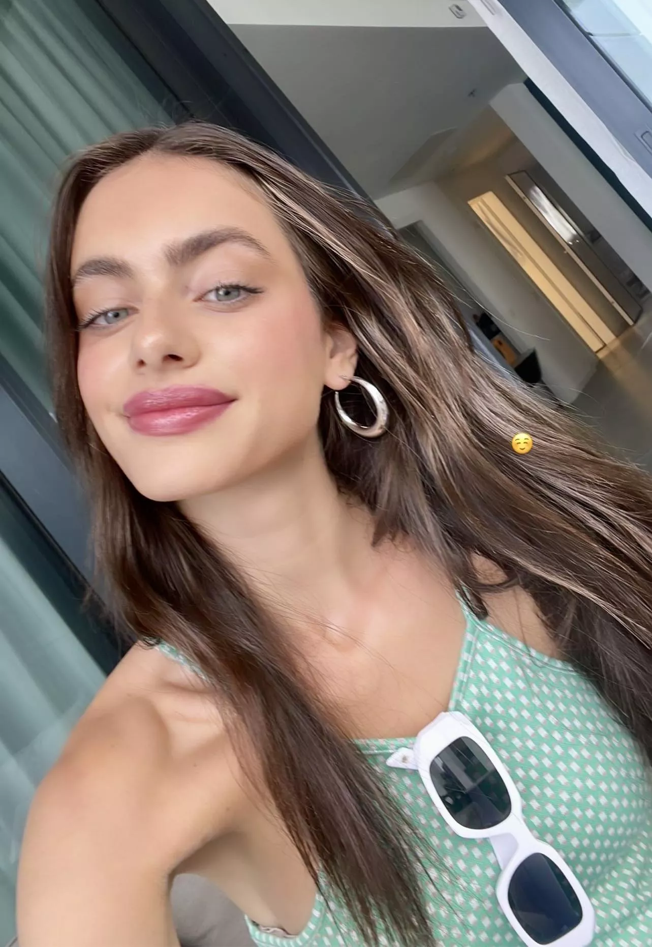 Yael Shelbia posted by BeerGoggles2022