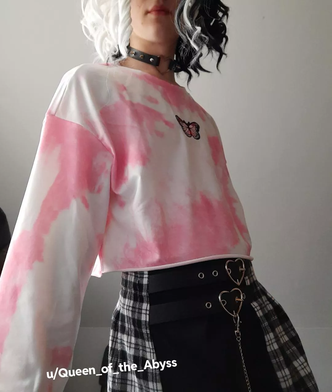 Yeah, I'm totally cis and straight, how did you know that? posted by Queen_of_the_Abyss