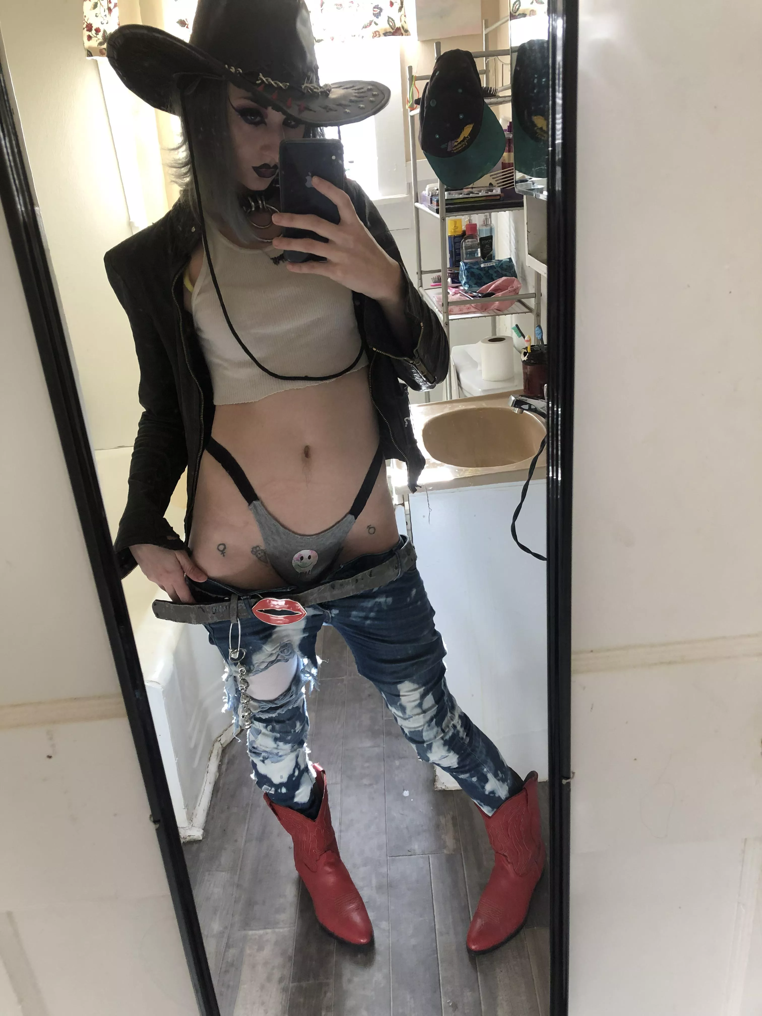 Yeehaw posted by gloomybabyy