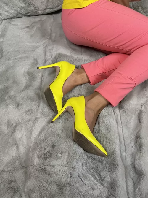 Yellow summer by Blondes_AreFun